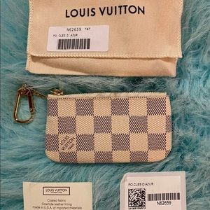 LOUIS VUITTON KEY POUCH DAMIER AZUR
